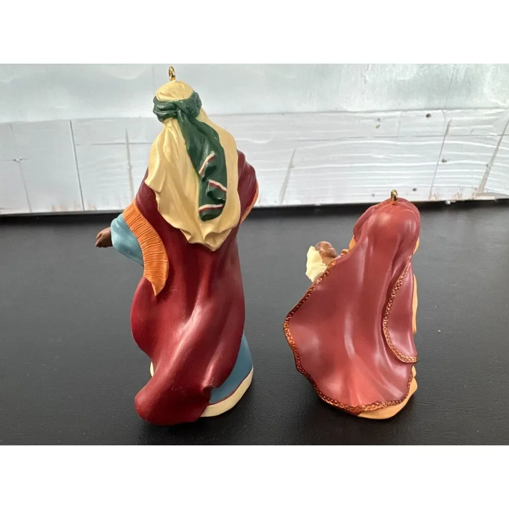 Hallmark Ornament Black African American Nativity Jesus Mary Joseph 1995 Heavens